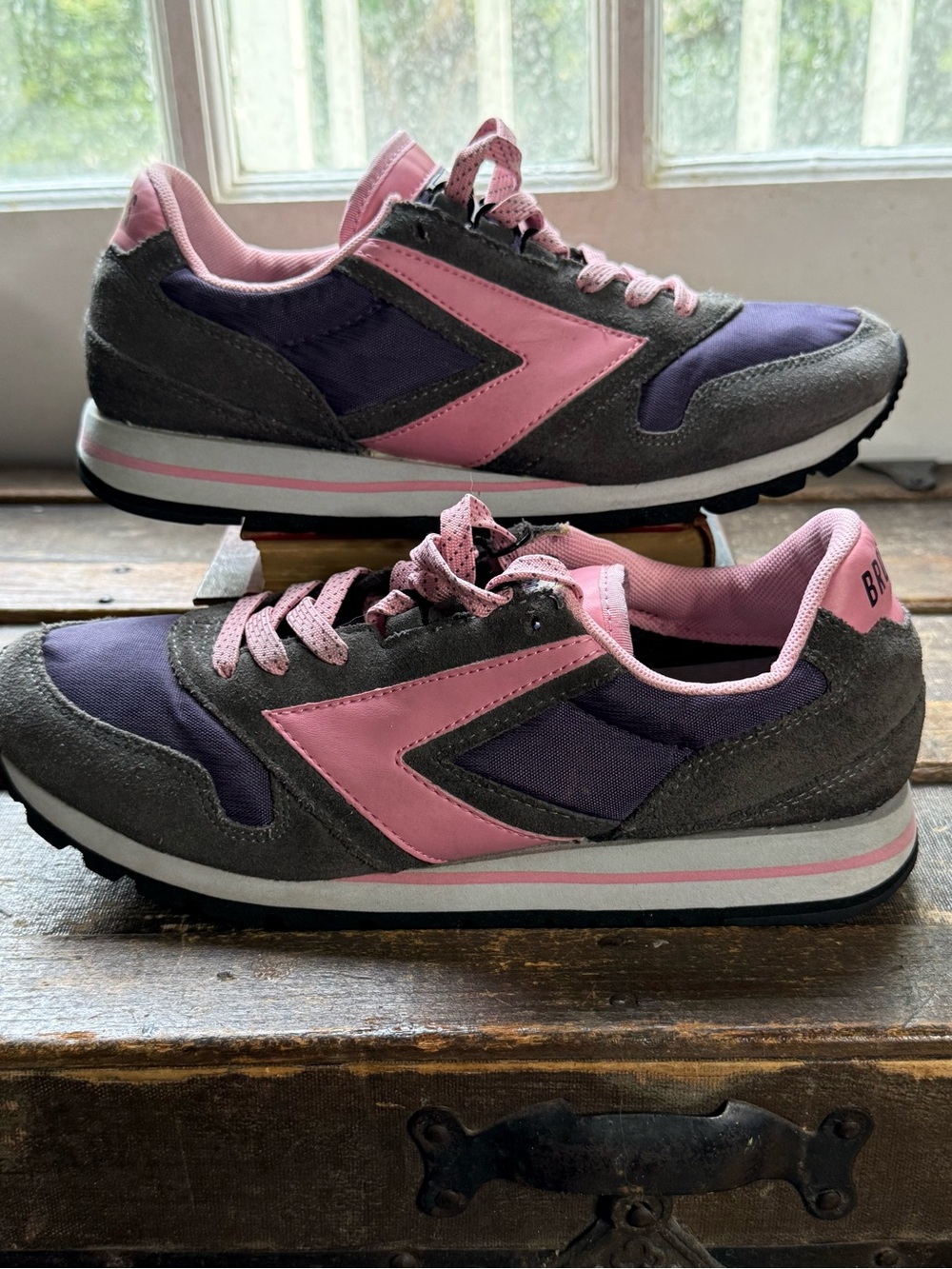 Brooks Heritage Vanguard Retro Sneakers Gray Purple Pink -Women's Size 9
